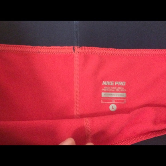 NIKE PRO Dri-Fit HyperWarm Training Tights - Picture 4 of 7